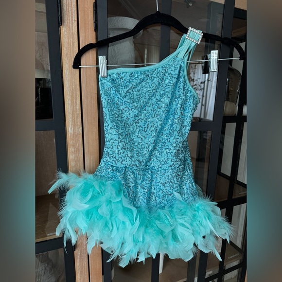Showgirl costume dance dress feathers sequins Taylor Swift life of a turquoise